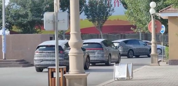 理想M9纯电SUV最新谍照曝光 网友:还是MPV既视感 理想M9纯电SUV最新谍照曝光 网友:还是MPV既视感