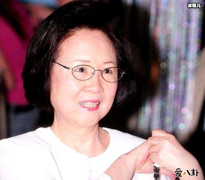 琼瑶的老公是她抢来的吗? 原来她竟是作品当中的被人憎恶的小3