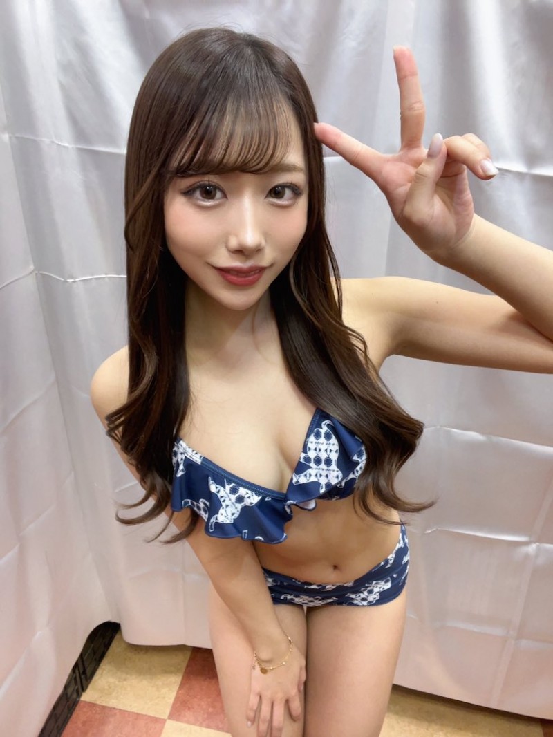 最新推荐!超魅惑发片机器《尾崎惠梨香》精选作品介绍……