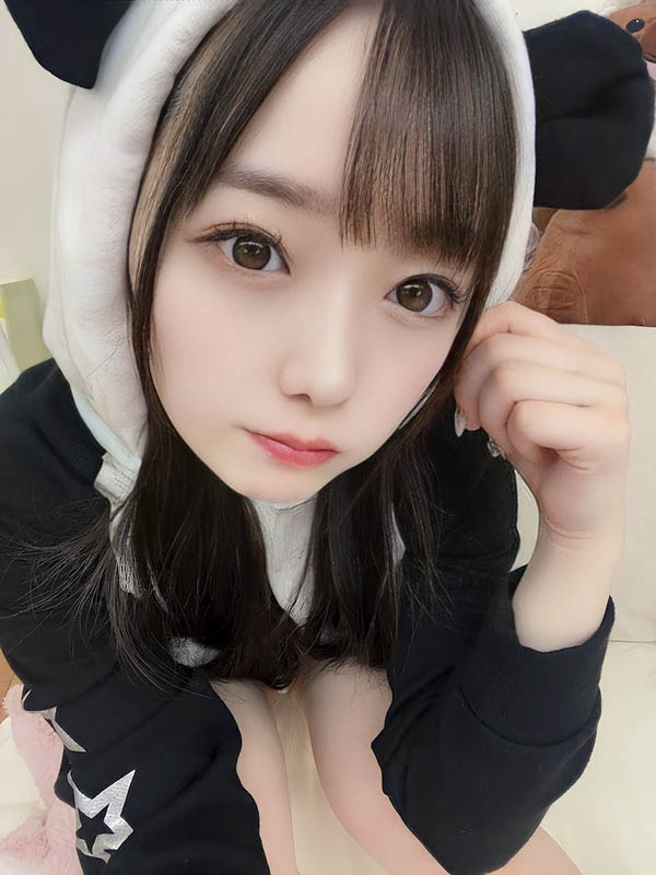 最新推荐!娇小雪白美少女《高濑里奈》精选作品介绍……