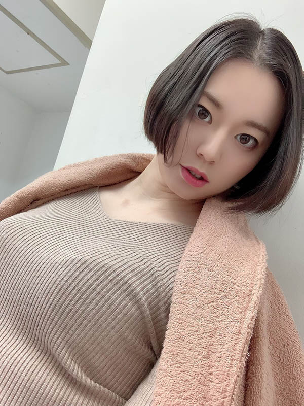 最新推荐!本物人妻《平井栞奈》精选作品介绍……