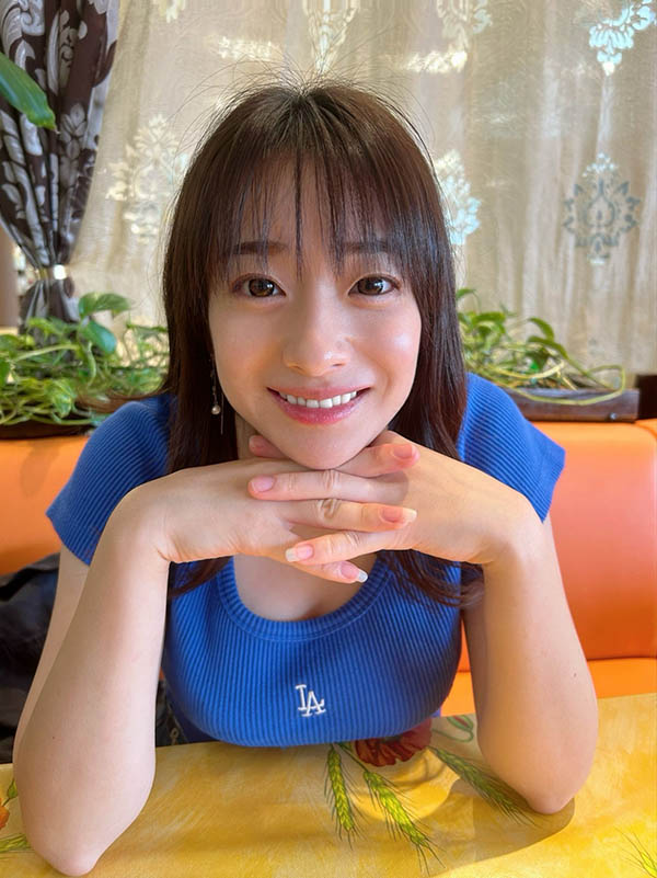 最新推荐!风俗娘出身AV小只马《奈奈濑麻衣》精选作品介绍……