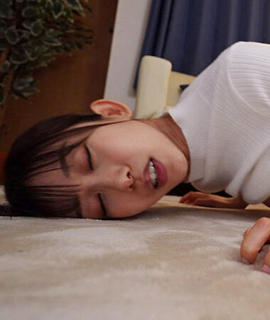 黒川すみれ(黑川堇)作品MKMP-518发布!容易受诱惑的G奶超商店员打开双腿…24小时都超便利!