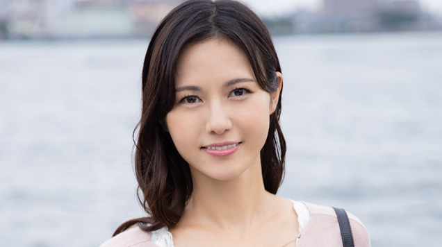 【历史上的今天】10年前的3月、有剖腹产疤痕的她入行了!