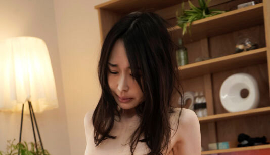 柚月沙央梨出道作品MEYD-784发布!岬さくら(岬樱)的接班人!被老公冷落5年的寂寞人妻出阵!