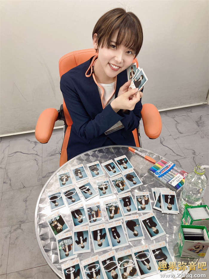 (SDJS-189)打败三上悠亚共演的女子社员!短发的柴崎春(柴崎はる)是贫乳版葵つかさ(葵司)?