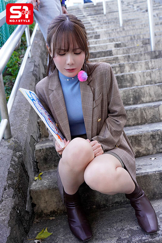 miru作品SONE-738发布!新人女主播遭前辈过激性骚,调教成边播报边失禁的崩坏体质!