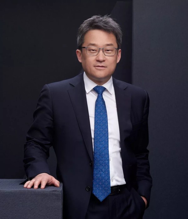 联想控股最新人事变动：李蓬辞任联想CEO 由于浩接任