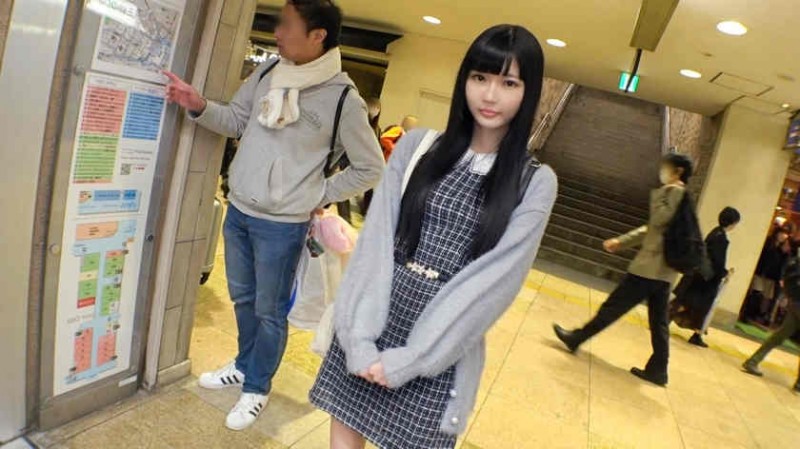 200GANA-2218新宿站寻找搭讪素人