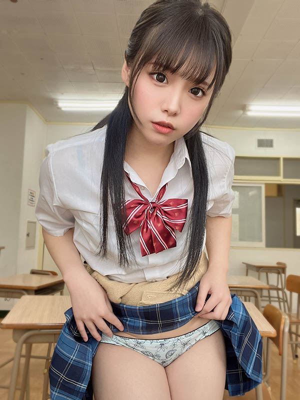 最新推荐!关西名校出身富家女大生「铃音杏夏」精选作品介绍……