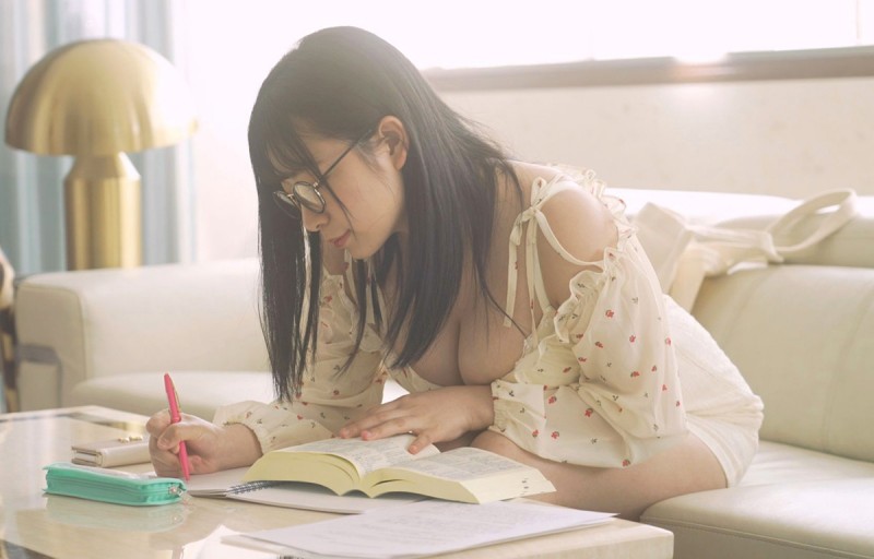 白花暖(白花のん)出道作品番号及封面,白花暖个人简介