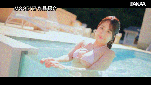 葉山みりあ(叶山美里亚)出道作品MIDA-568发布!让男人满足她就开心!J罩杯的护士脱了!