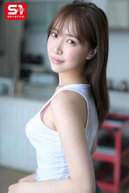 铃木希(SNOS-124) 「性感大姐姐」的超火辣开发,人生首次竭尽全力的超高潮绝顶…