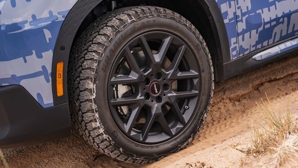 MINI Countryman Edition越野概念车 MINI Countryman Edition越野概念车亮相 预计10月首发