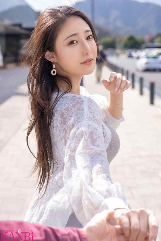 300MIUM-824新婚派对丝袜美腿妻子